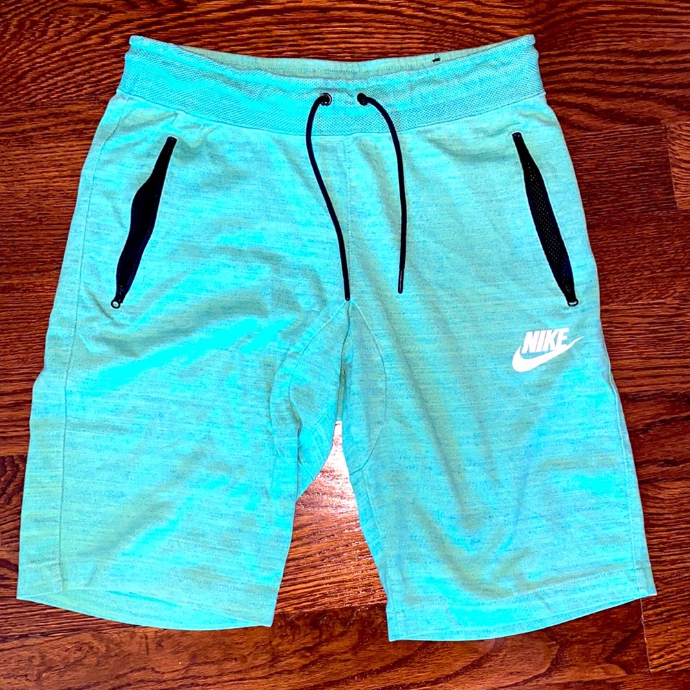 Nike green shorts size MEDIUM